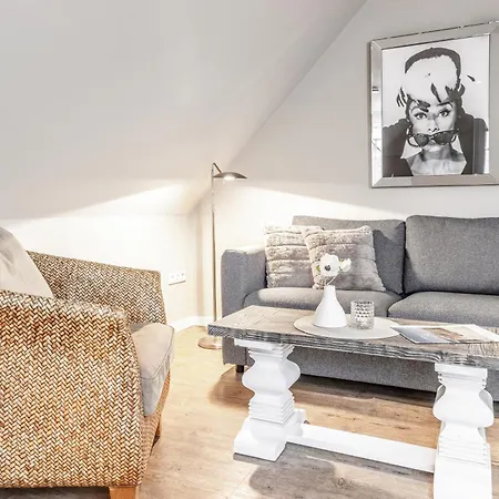 Apartment Küsten Deichherz - Deichblick, Balkon, 49qm *